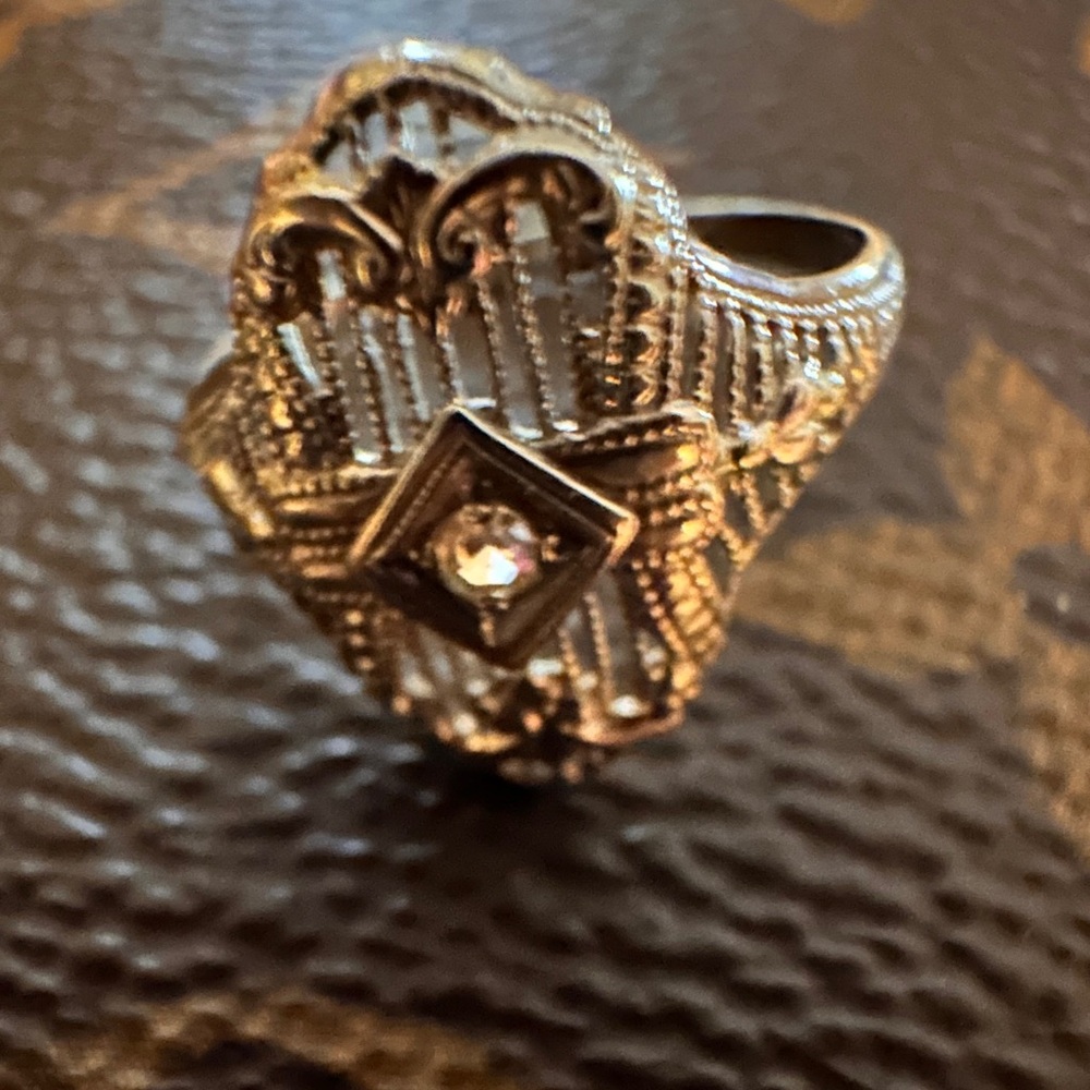 Estate Antique Art Deco 14k White Gold  Filigree Ring with diamond size 5.75